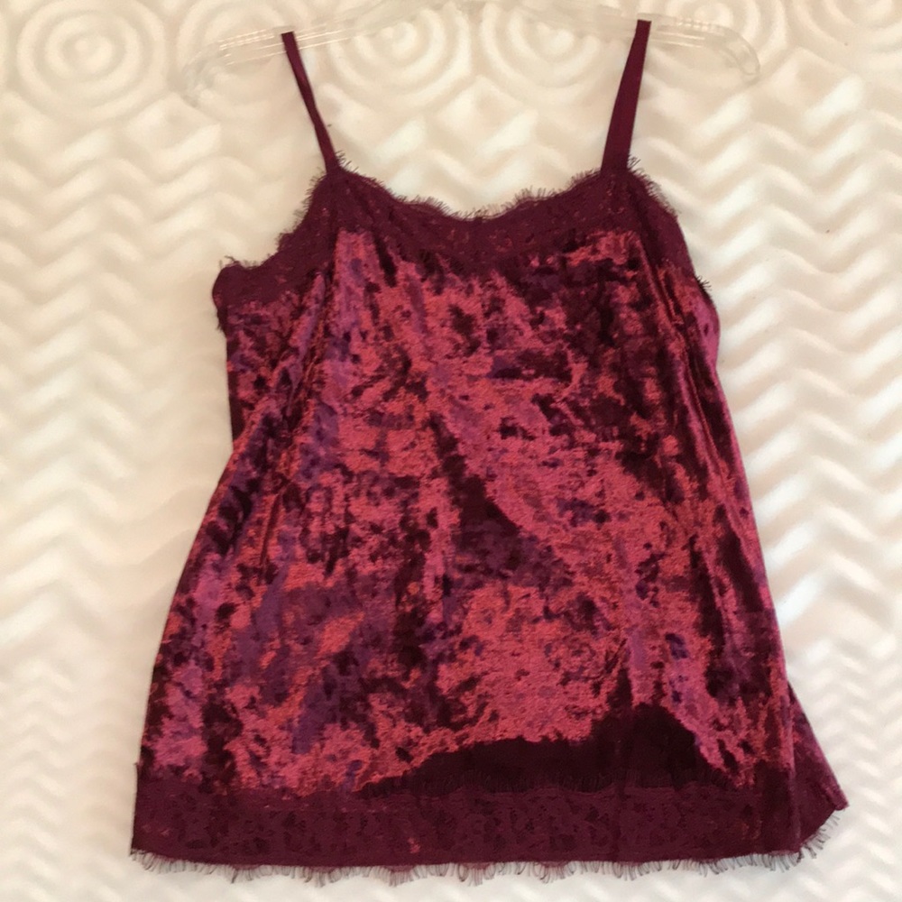 ❤️Red velvet tank, never worn!